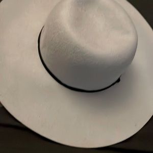 Forever 21 Floppy Hat